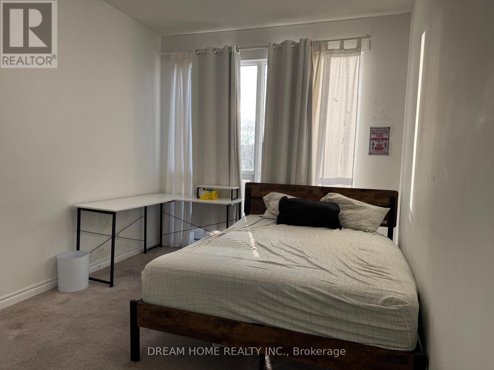 B2 - 3 FALAISE ROAD, Toronto, Ontario