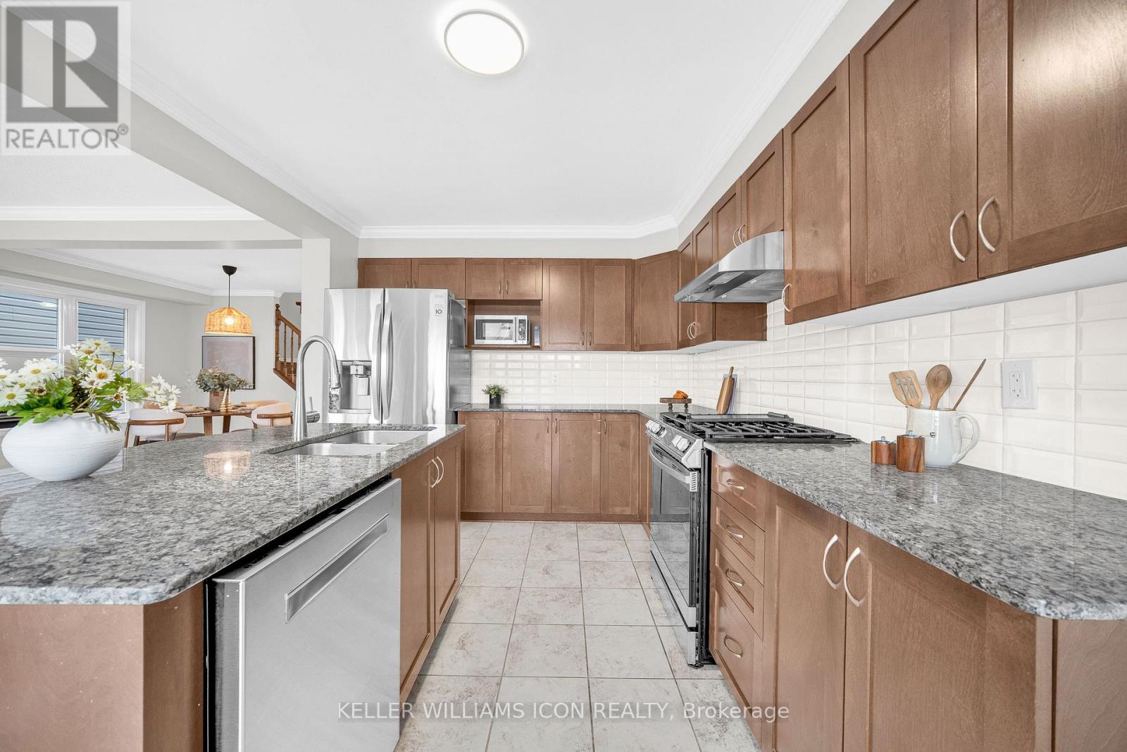 3491 Woodroffe Avenue, Ottawa, Ontario  K2G 7A6 - Photo 12 - X12596464