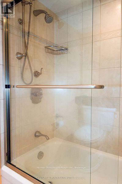 2105 - 5 Concorde Place, Toronto, Ontario  M3C 3M8 - Photo 12 - C12596466