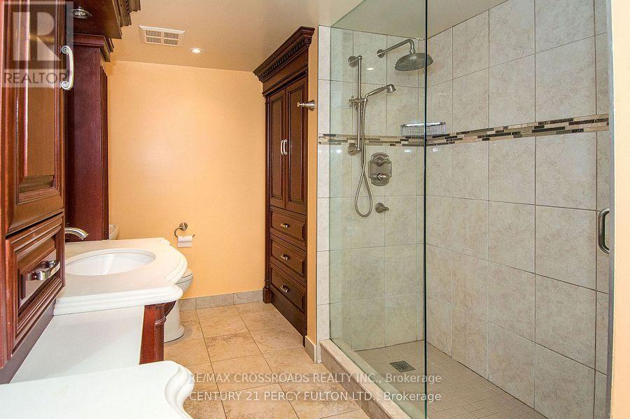 2105 - 5 Concorde Place, Toronto, Ontario  M3C 3M8 - Photo 6 - C12596466