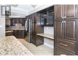 2105 - 5 CONCORDE PLACE, Toronto, Ontario