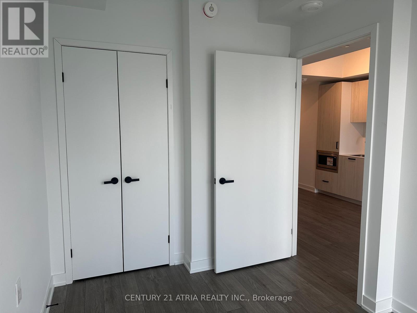 5812 - 88 Queen Street E, Toronto, Ontario  M5C 0B6 - Photo 11 - C12596468