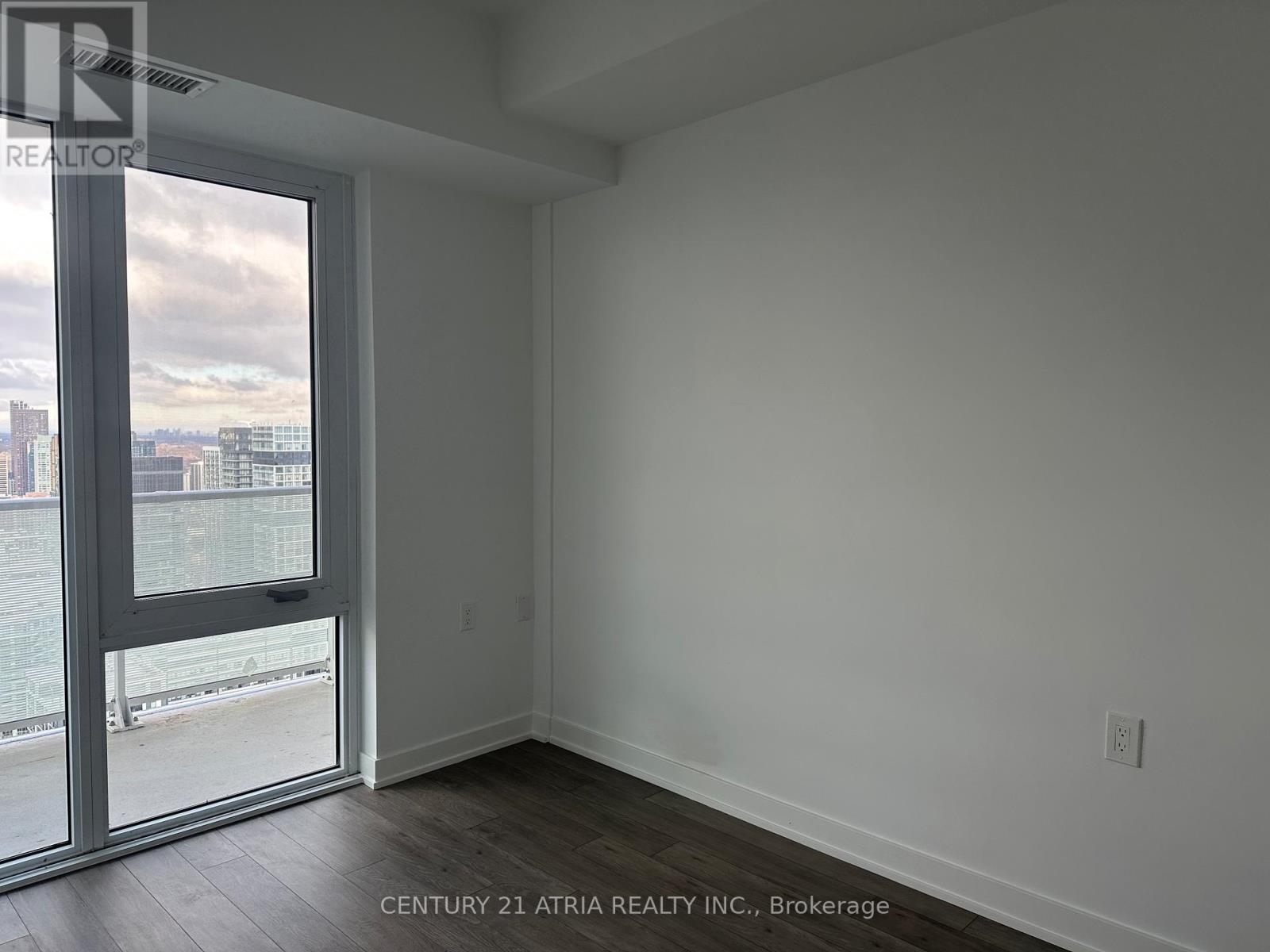 5812 - 88 Queen Street E, Toronto, Ontario  M5C 0B6 - Photo 12 - C12596468