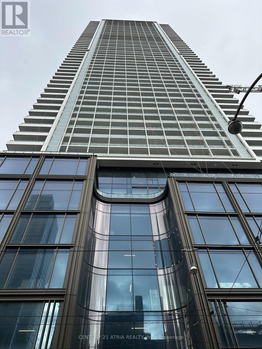 5812 - 88 Queen Street E, Toronto, Ontario  M5C 0B6 - Photo 3 - C12596468