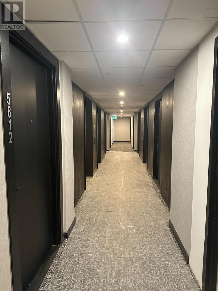 5812 - 88 Queen Street E, Toronto, Ontario  M5C 0B6 - Photo 5 - C12596468
