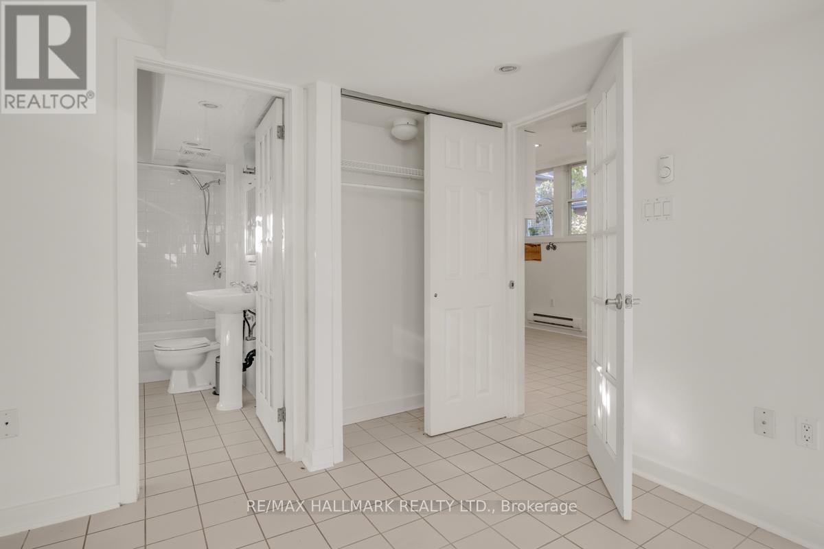 Coach House - 321 Palmerston Boulevard, Toronto, Ontario  M6G 2N5 - Photo 12 - C12596482