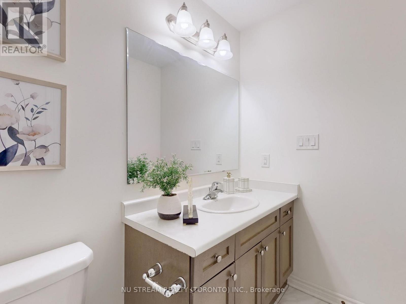 38 William F.bell Parkway, Richmond Hill, Ontario  L4S 0K1 - Photo 21 - N12596474