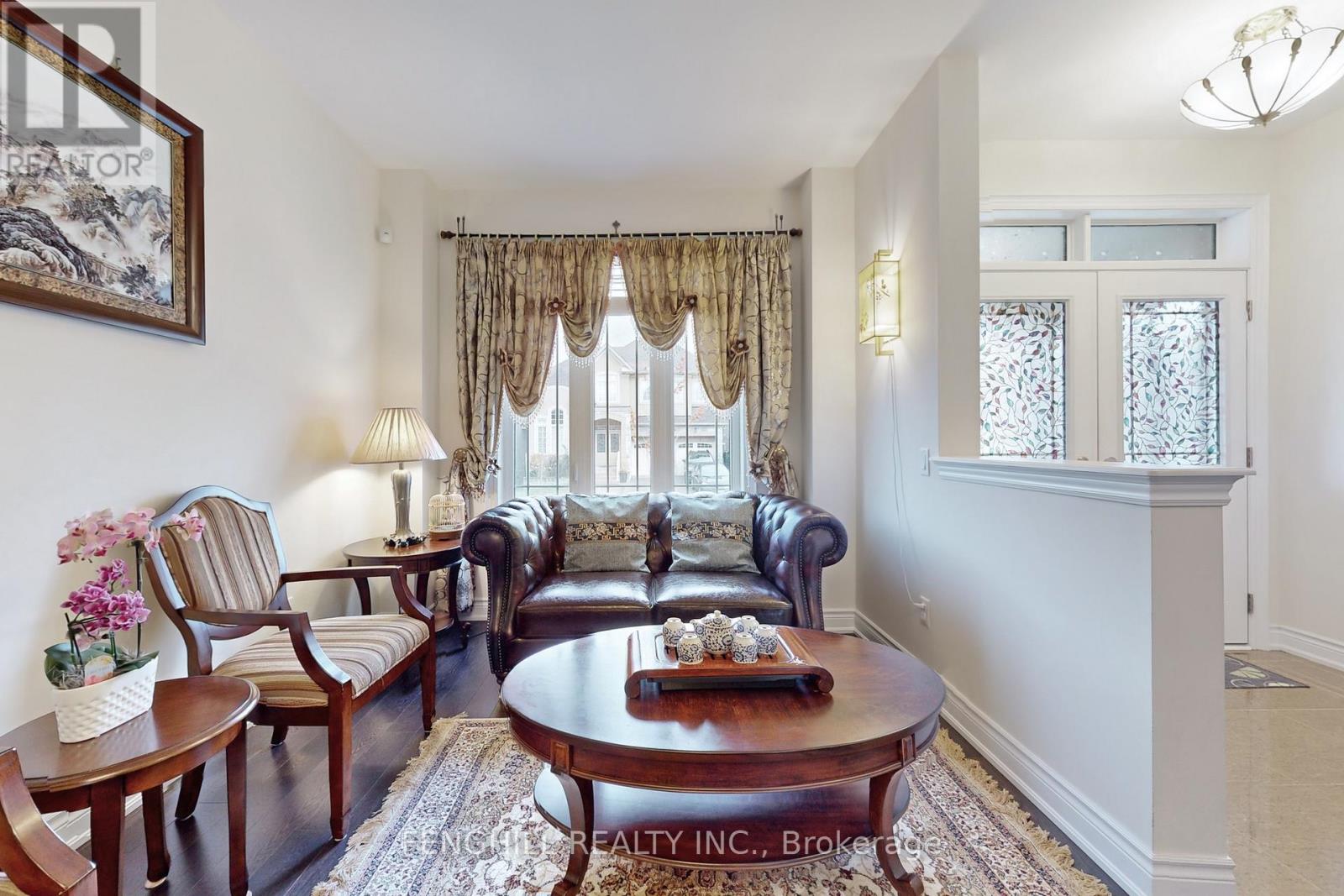 17 Blazing Star Street, East Gwillimbury, Ontario  L9N 0S2 - Photo 3 - N12596484