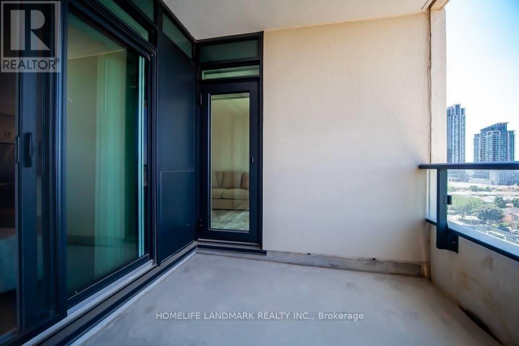 #901 - 4085 Parkside Village Drive, Mississauga, Ontario  L5B 0K9 - Photo 6 - W12596476