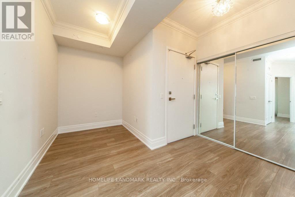 #901 - 4085 Parkside Village Drive, Mississauga, Ontario  L5B 0K9 - Photo 8 - W12596476