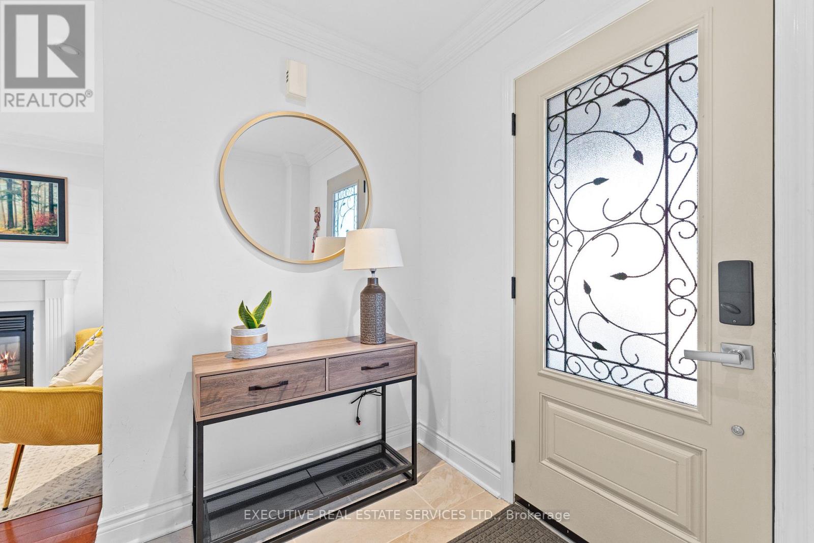 7068 Bannockburn Court, Mississauga, Ontario  L5N 7L5 - Photo 12 - W12596488