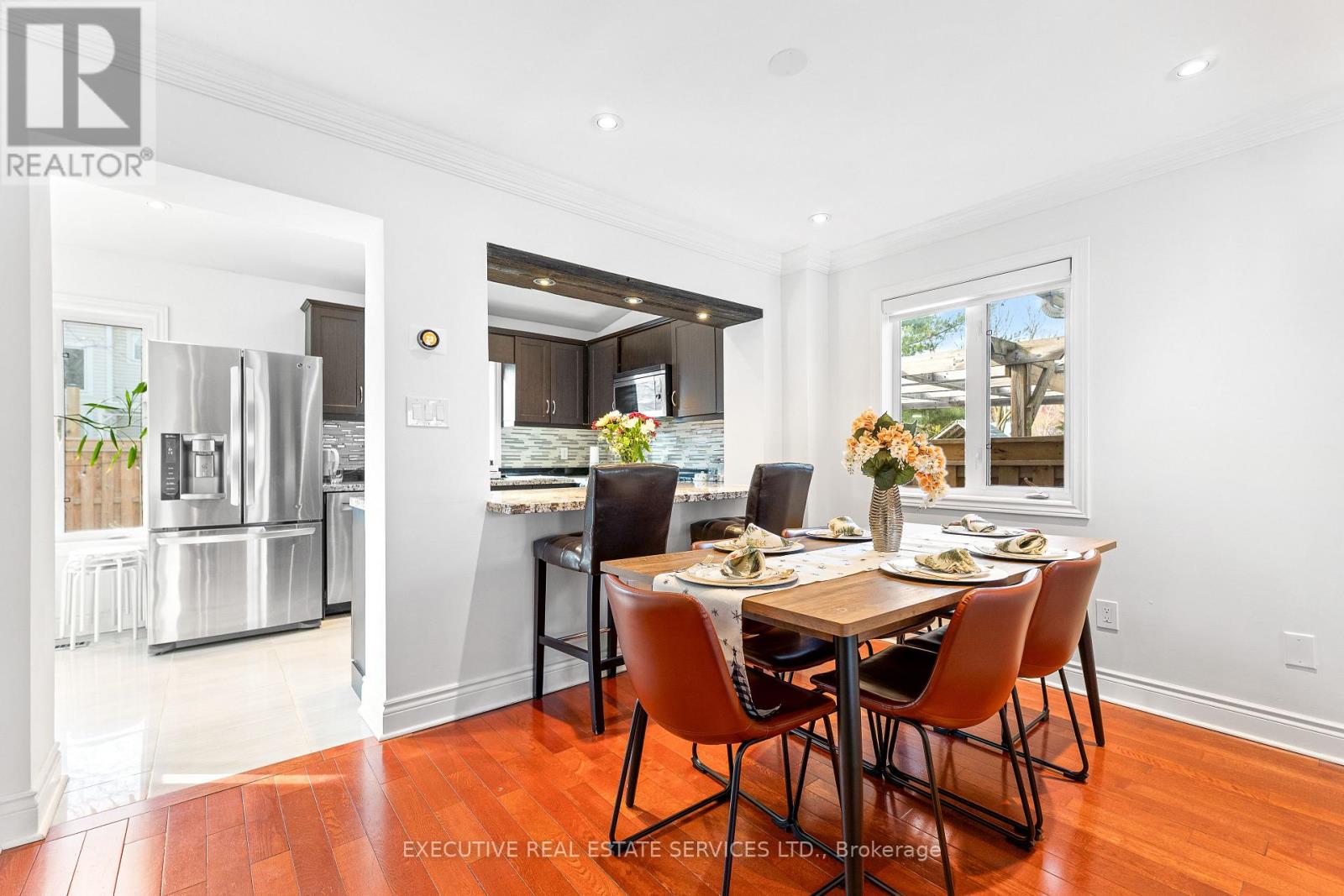 7068 Bannockburn Court, Mississauga, Ontario  L5N 7L5 - Photo 18 - W12596488