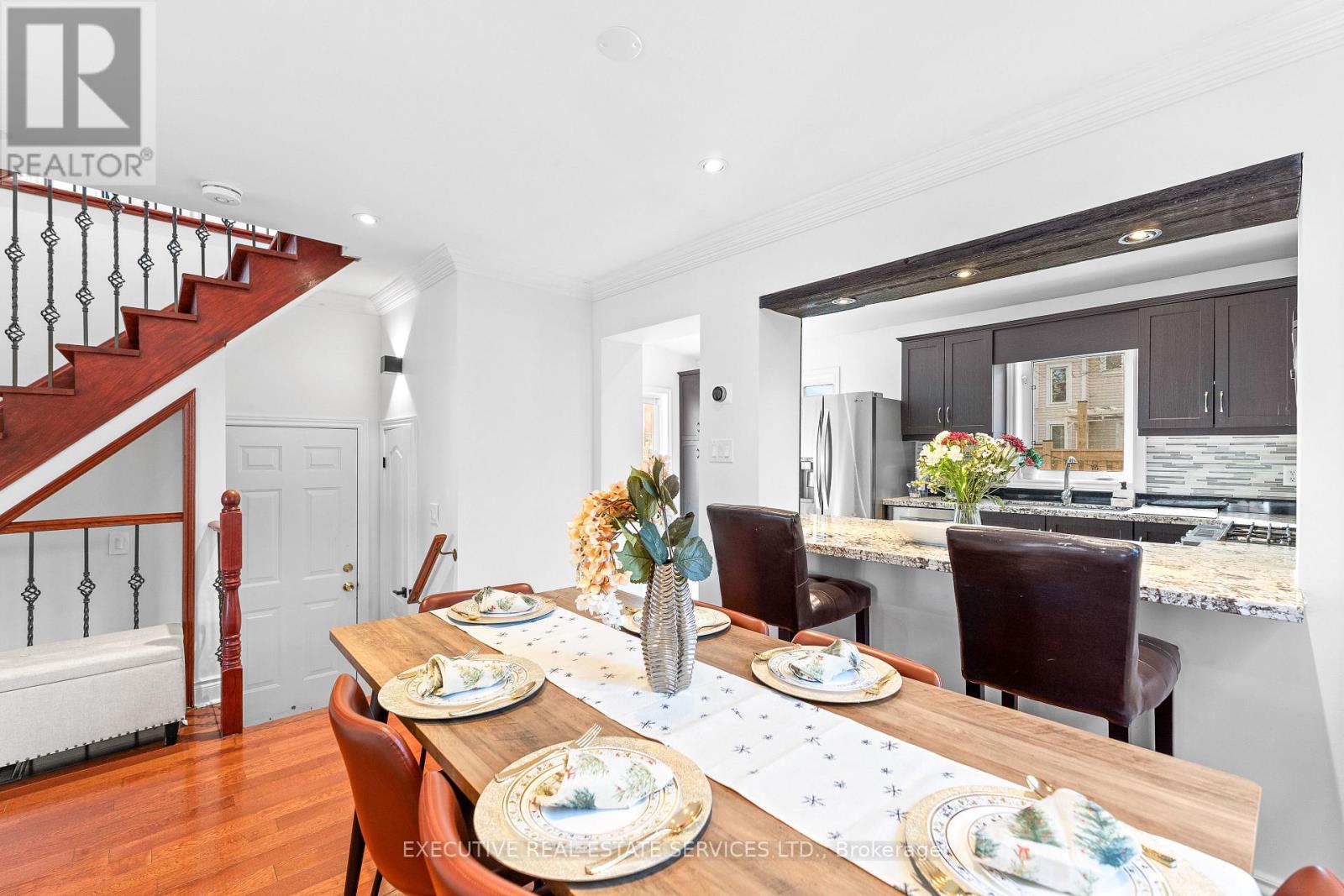 7068 Bannockburn Court, Mississauga, Ontario  L5N 7L5 - Photo 20 - W12596488