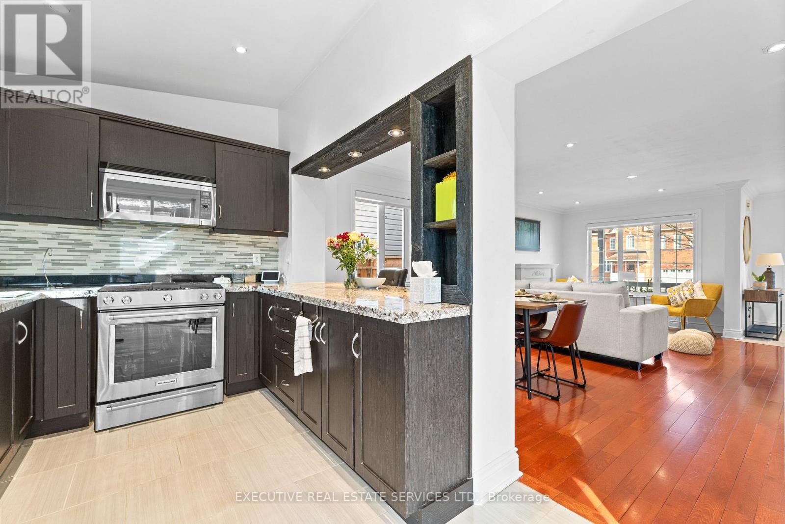 7068 Bannockburn Court, Mississauga, Ontario  L5N 7L5 - Photo 23 - W12596488