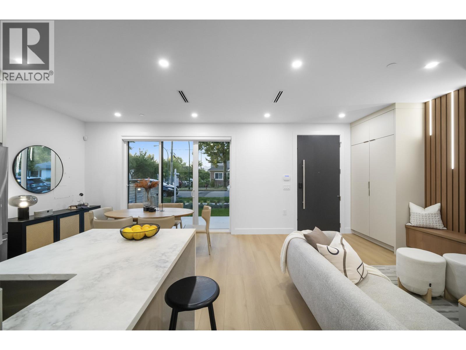 1 2386 E 45th Avenue, Vancouver, British Columbia  V5R 1K3 - Photo 5 - R3050903