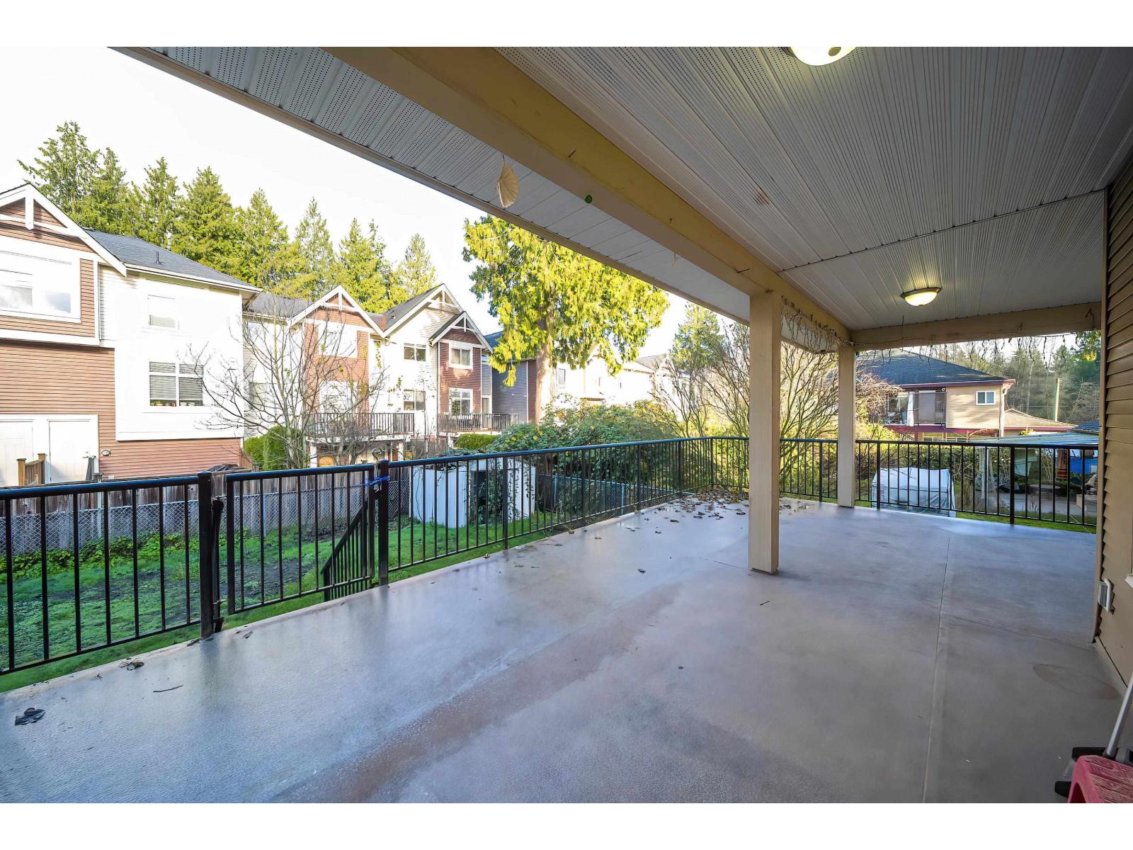 14065 102a Avenue, Surrey, British Columbia  V3T 1R1 - Photo 13 - R3071640