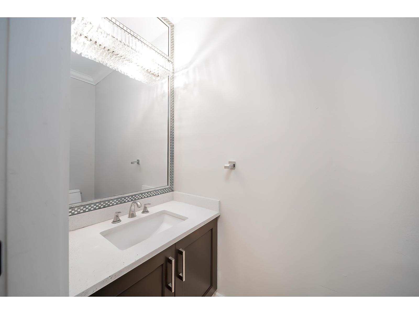 14065 102a Avenue, Surrey, British Columbia  V3T 1R1 - Photo 21 - R3071640