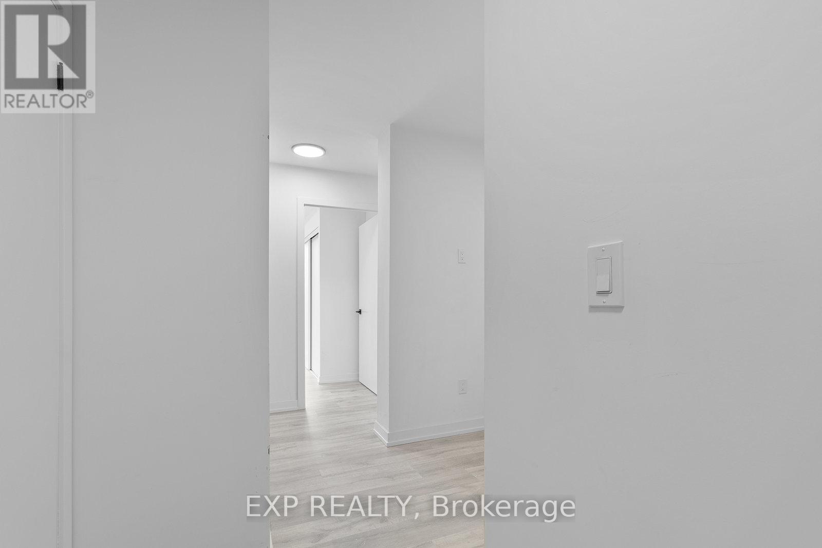 1501 - 2 Augusta Avenue, Toronto, Ontario  M5V 0T3 - Photo 4 - C12596520