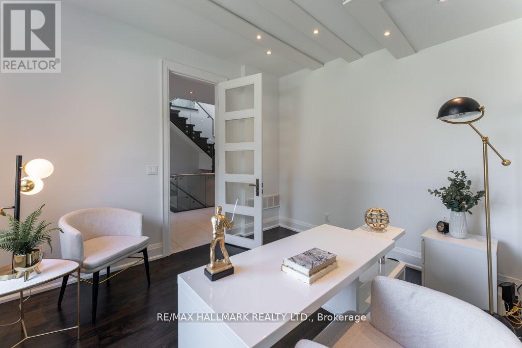 17 Hammok Crescent, Markham, Ontario  L3T 2X1 - Photo 5 - N12596494