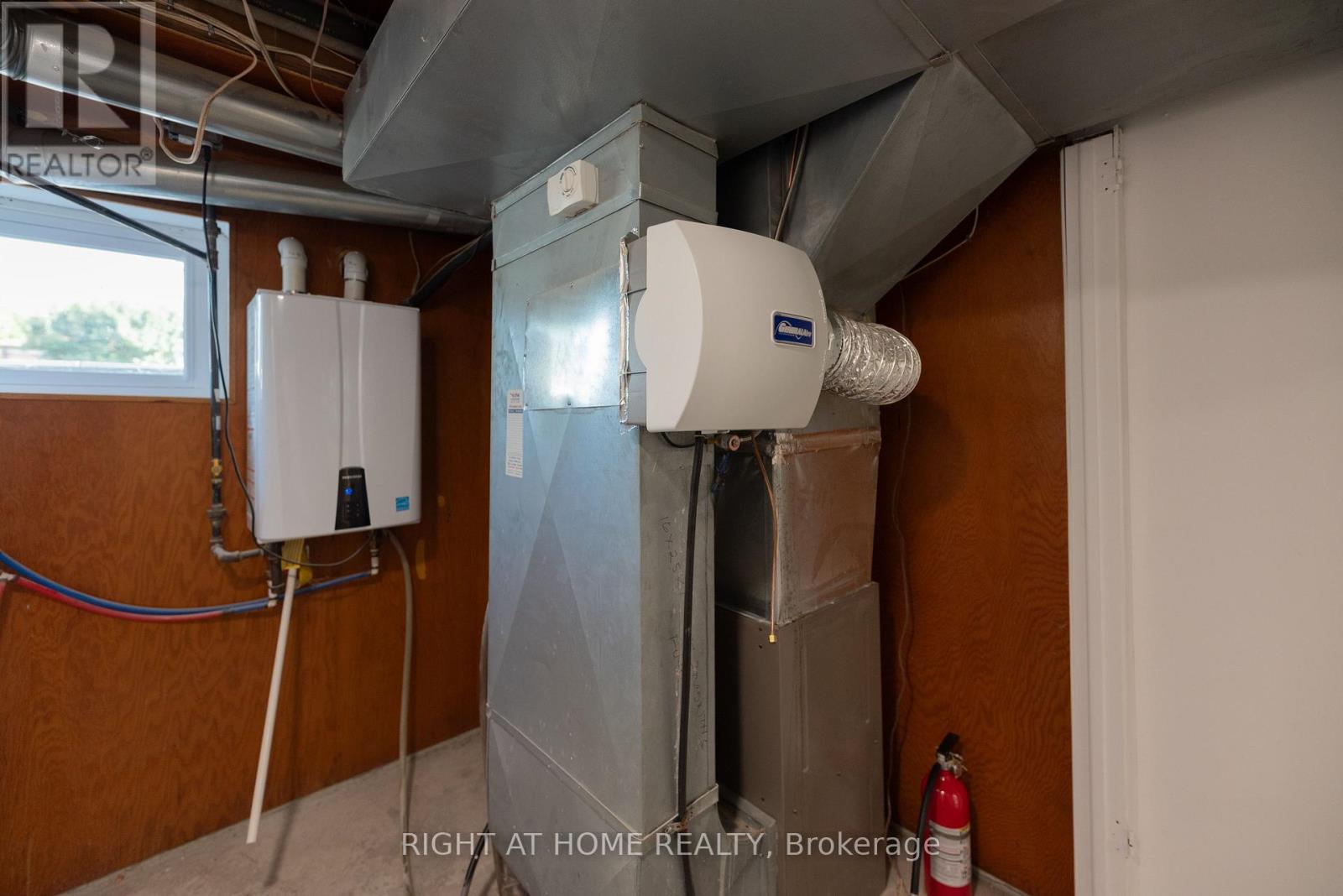 343 Boisdale Avenue, Richmond Hill, Ontario  L4C 1R4 - Photo 23 - N12596508