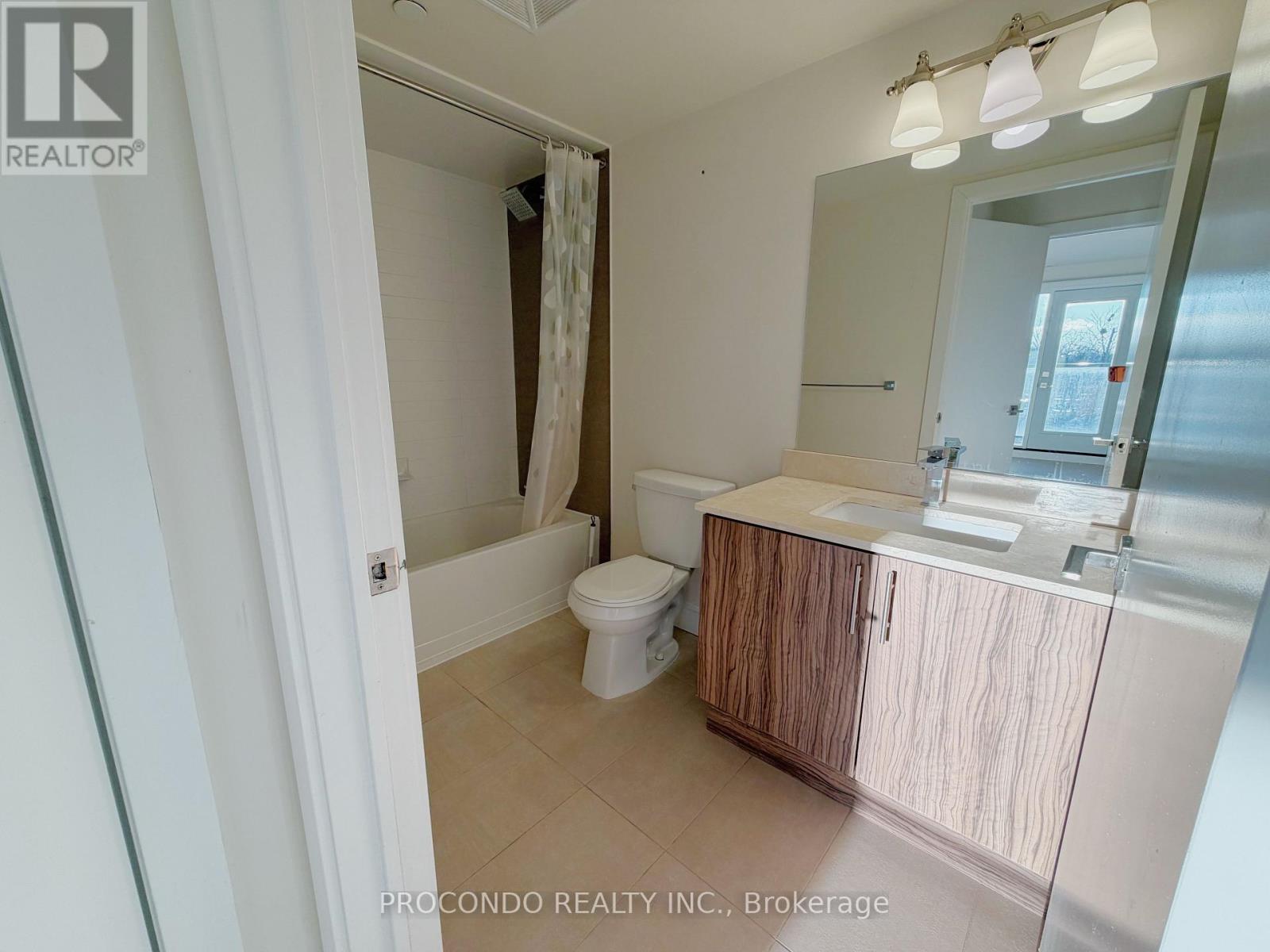 Th10 - 4070 Parkside Village Drive, Mississauga, Ontario  L5B 3M8 - Photo 15 - W12596524