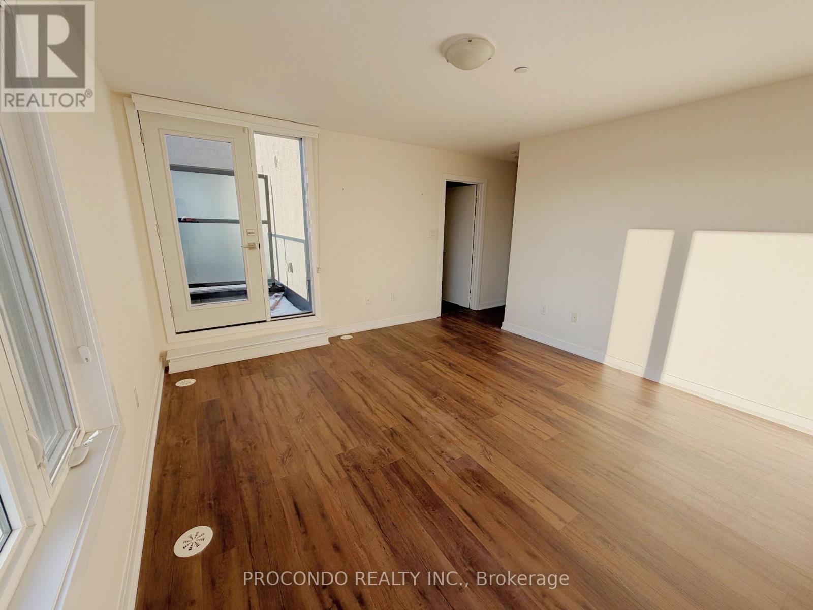 Th10 - 4070 Parkside Village Drive, Mississauga, Ontario  L5B 3M8 - Photo 17 - W12596524