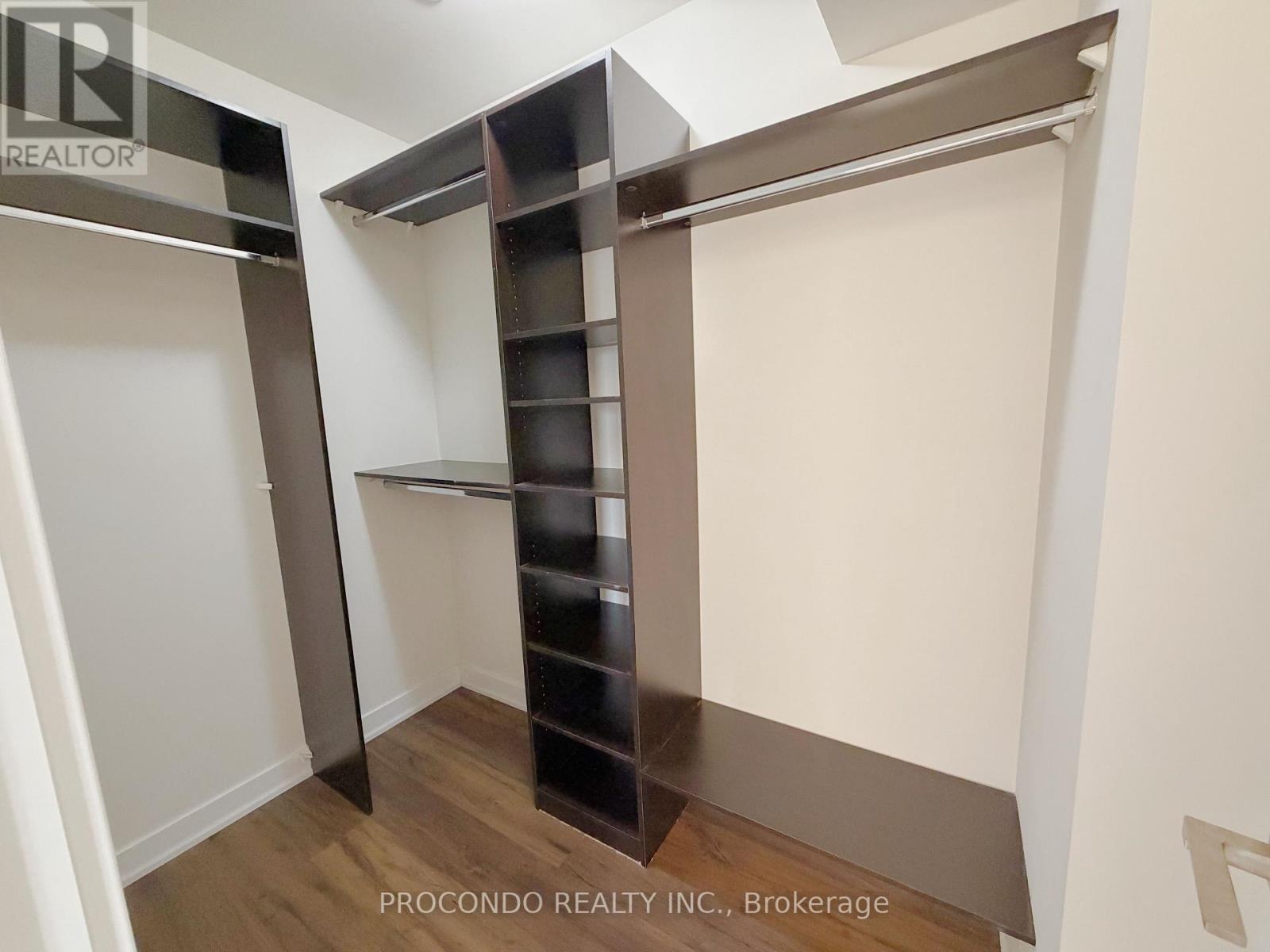 Th10 - 4070 Parkside Village Drive, Mississauga, Ontario  L5B 3M8 - Photo 19 - W12596524