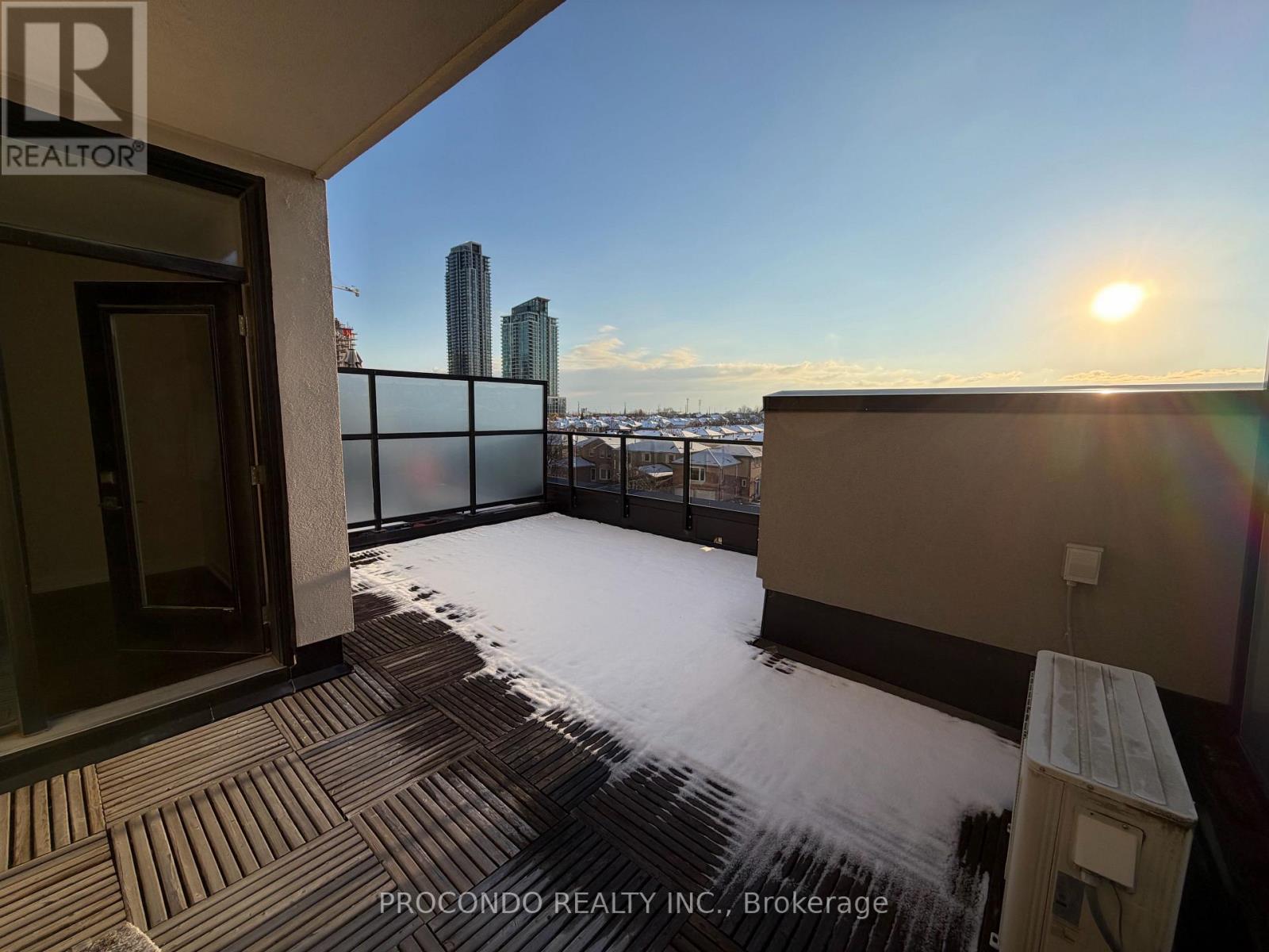 Th10 - 4070 Parkside Village Drive, Mississauga, Ontario  L5B 3M8 - Photo 22 - W12596524