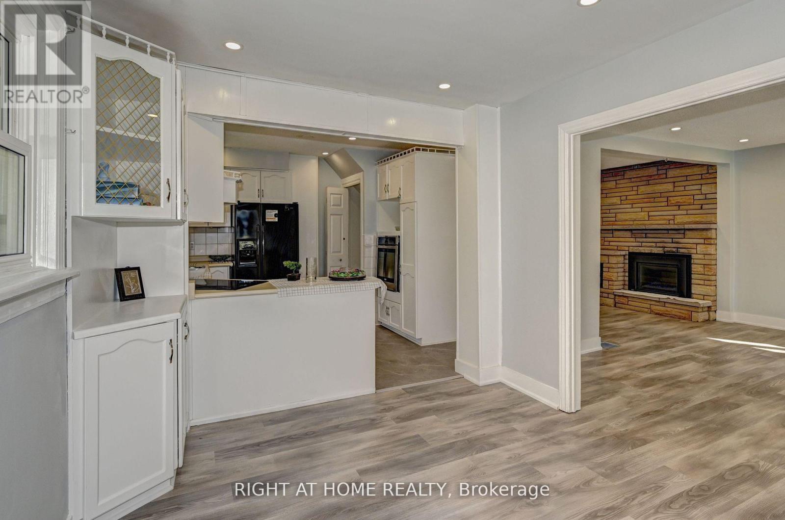 10 Monroe Street, Cambridge, Ontario  N1R 2C5 - Photo 15 - X12596518