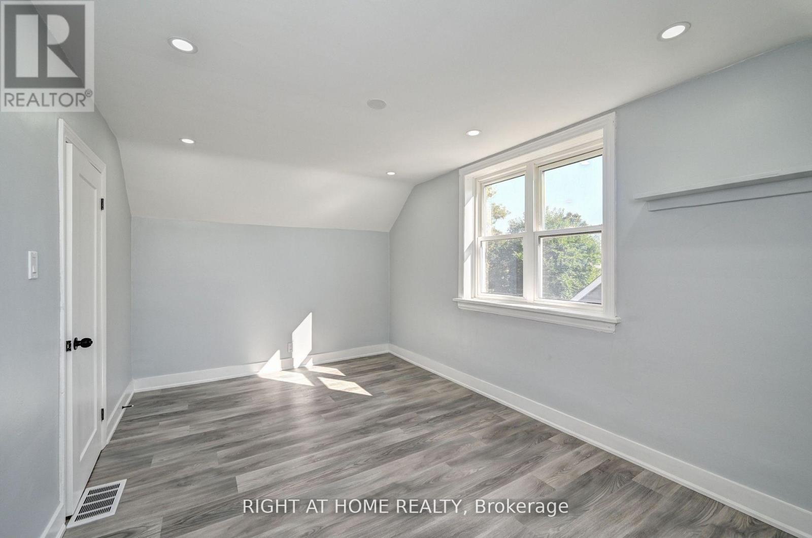 10 Monroe Street, Cambridge, Ontario  N1R 2C5 - Photo 29 - X12596518