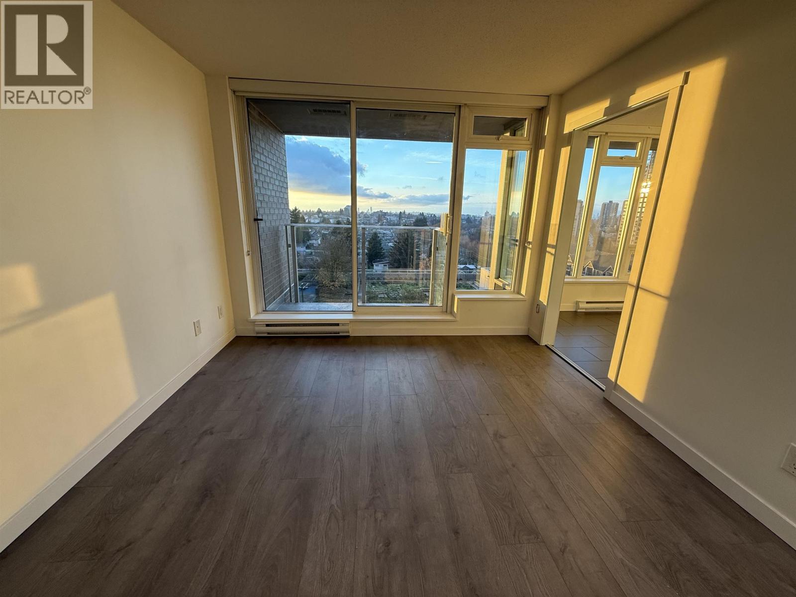 907 5665 Boundary Road, Vancouver, British Columbia V5R 2P9 - Photo 4 - R3071709