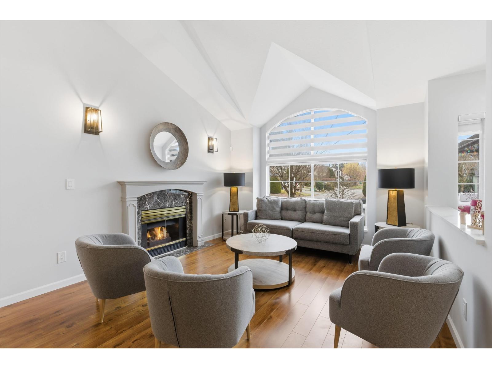 16088 108a Avenue, Surrey, British Columbia V4N 1P1 - Photo 2 - R3071534