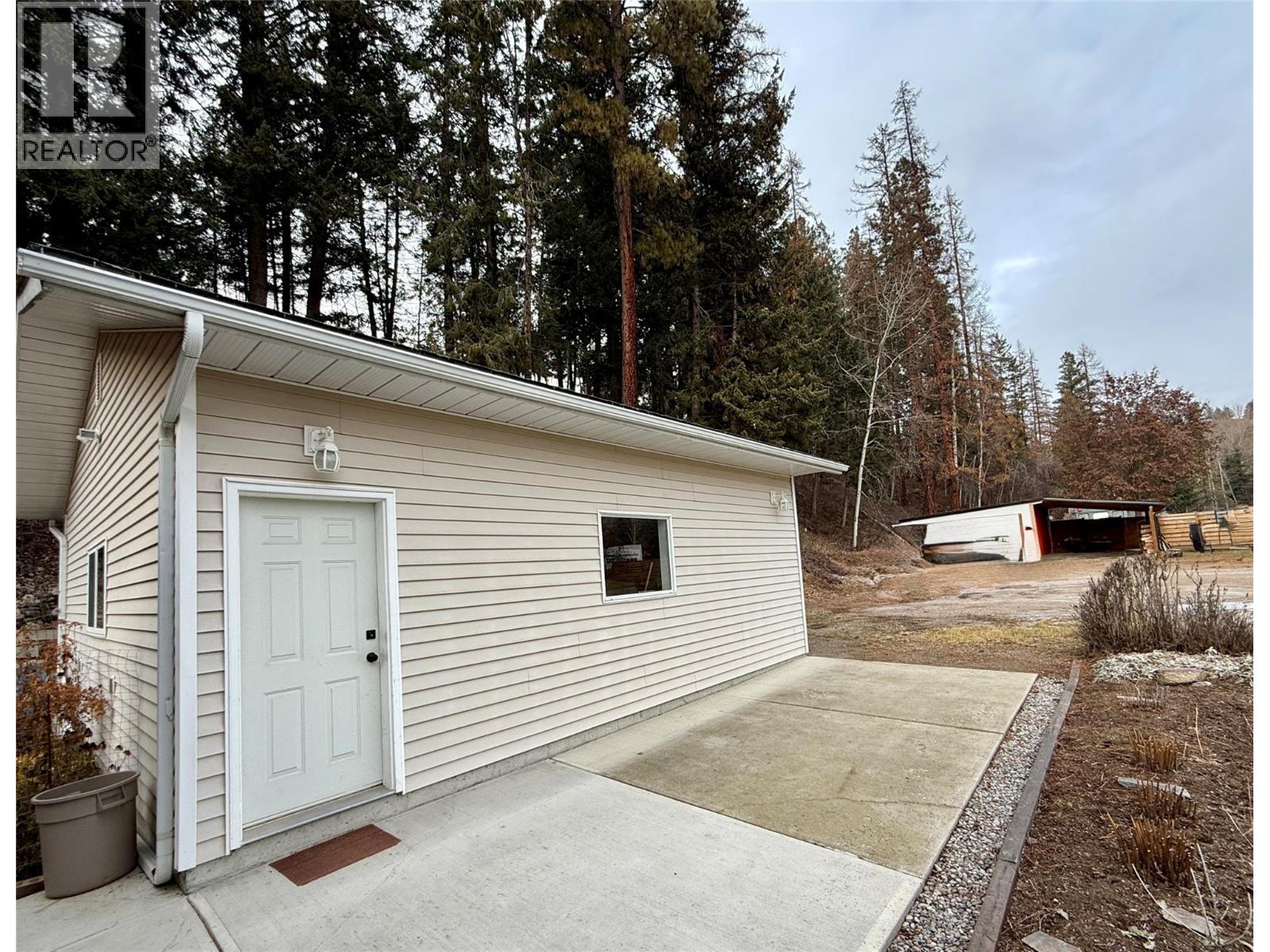 311 302nd Avenue, Kimberley, British Columbia V1A 3G5 - Photo 11 - 10364344