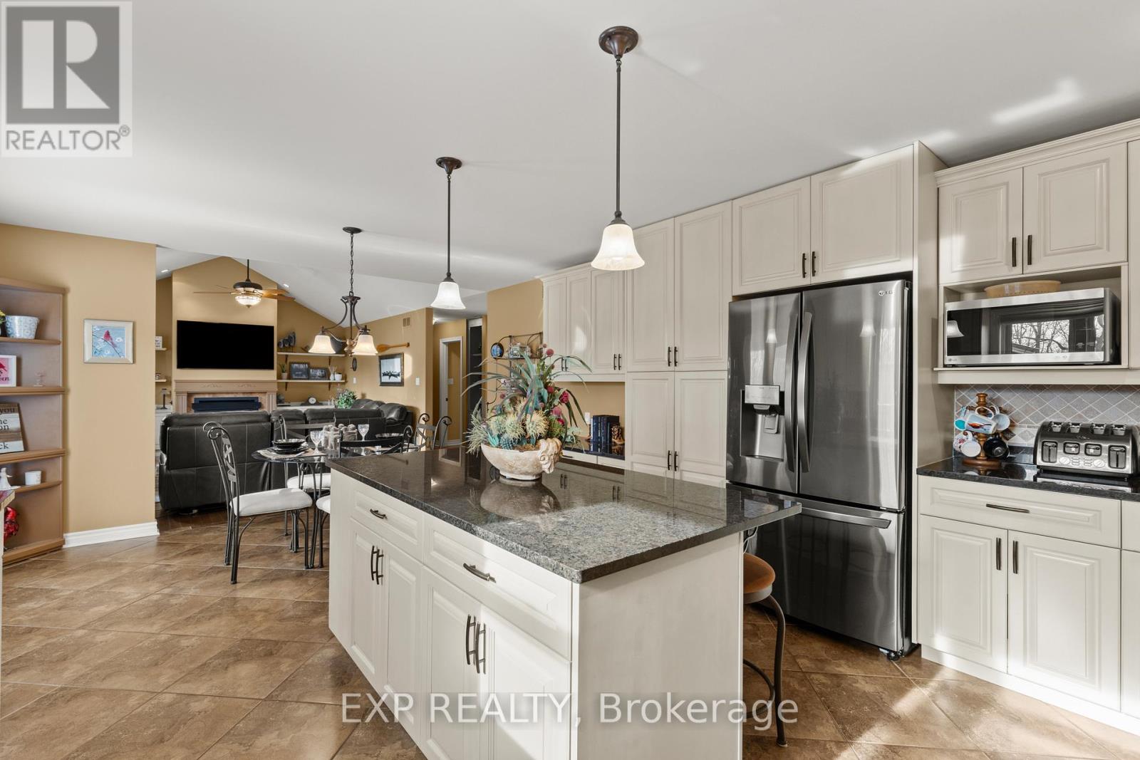 4893 Firelane 18, Port Colborne, Ontario  L0S 1R0 - Photo 13 - X12596586