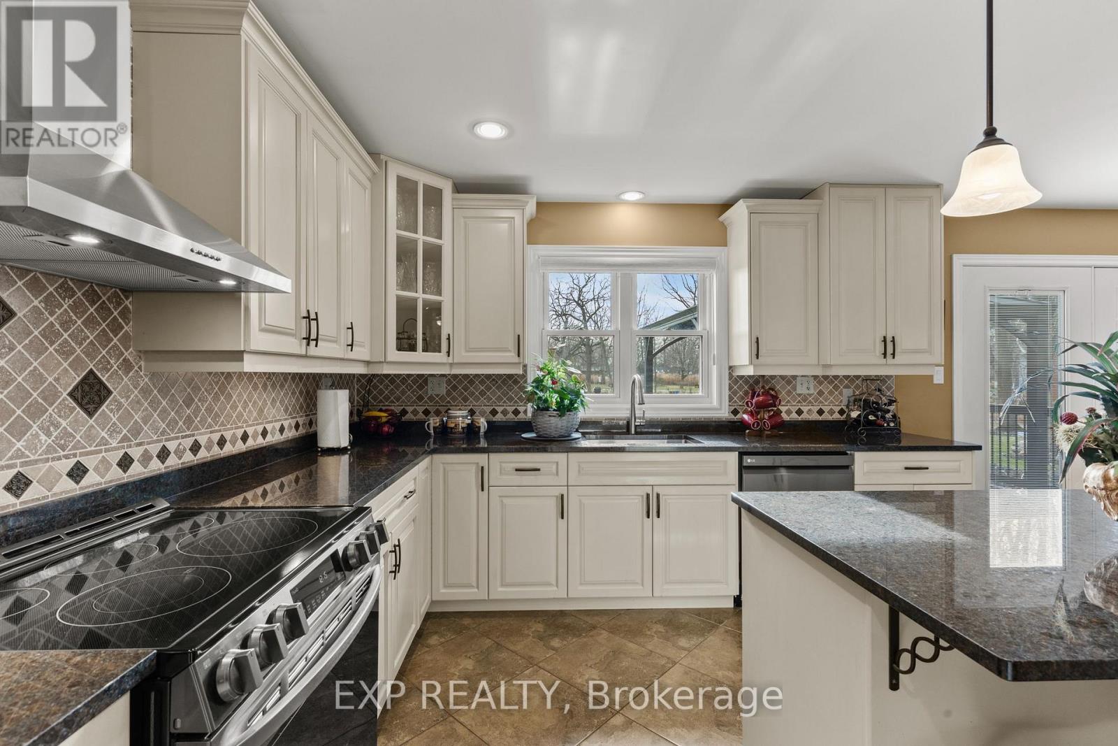 4893 Firelane 18, Port Colborne, Ontario  L0S 1R0 - Photo 14 - X12596586