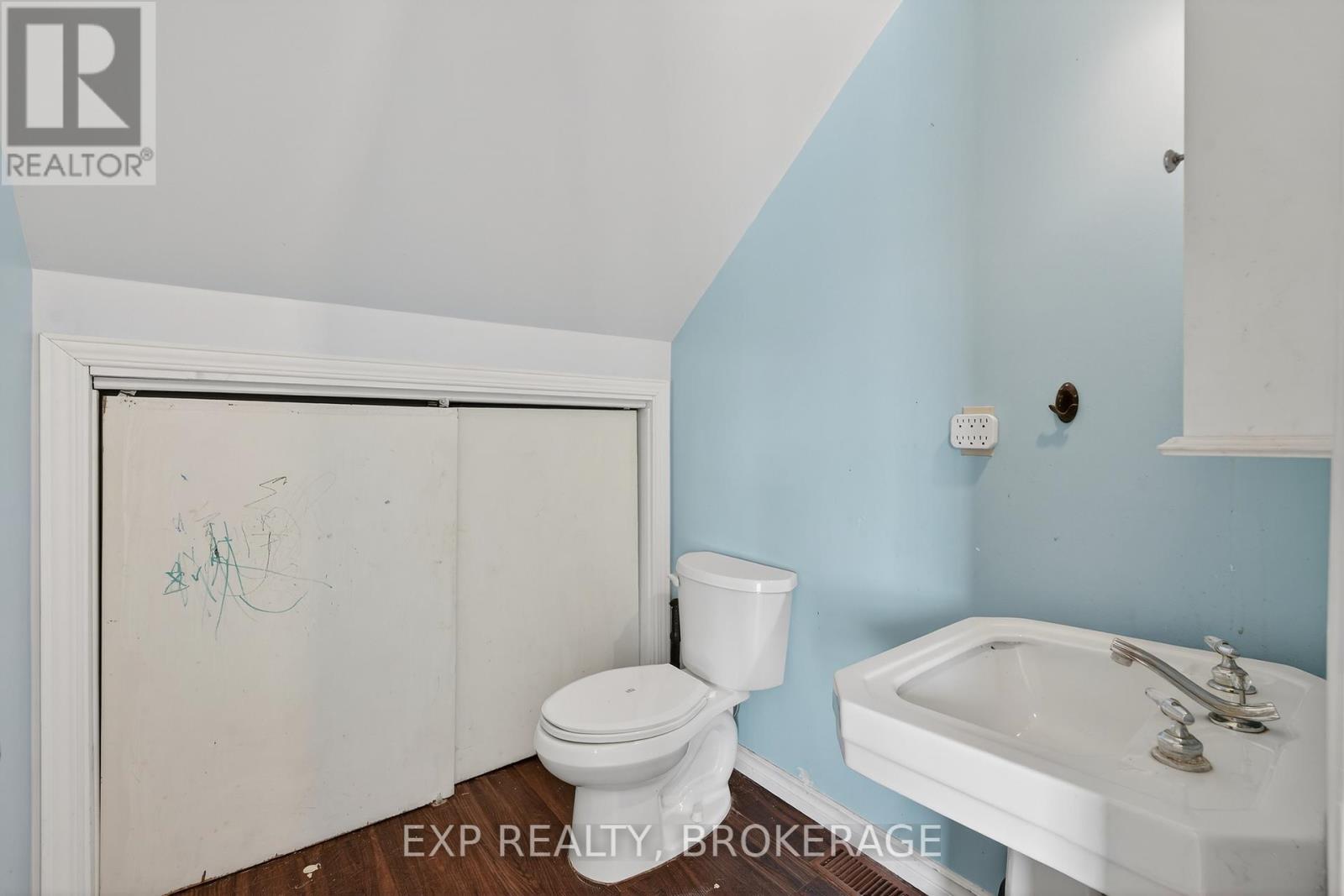 4 Water Street, Rideau Lakes, Ontario  K0G 1V0 - Photo 18 - X12596582