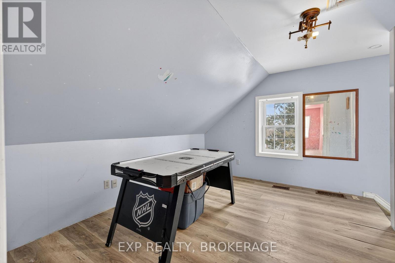 4 Water Street, Rideau Lakes, Ontario  K0G 1V0 - Photo 20 - X12596582