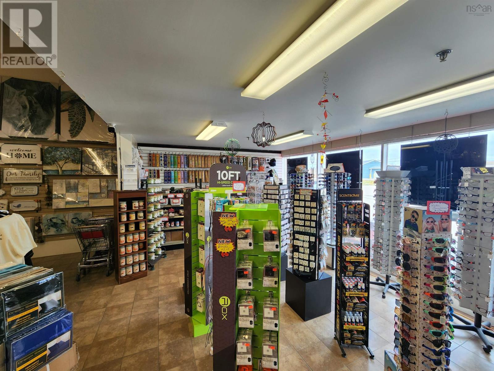 125 Reserve Street, Glace Bay, Nova Scotia  B1A 4W5 - Photo 2 - 202527139