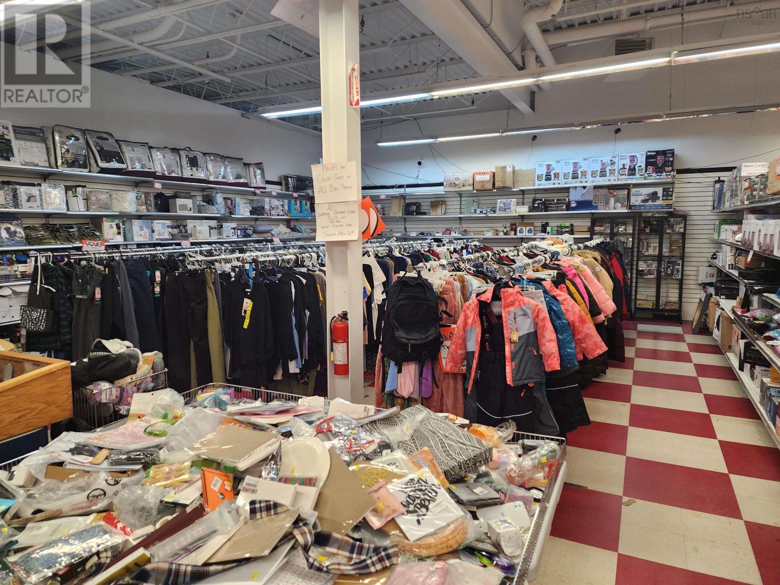 125 Reserve Street, Glace Bay, Nova Scotia  B1A 4W5 - Photo 4 - 202527139