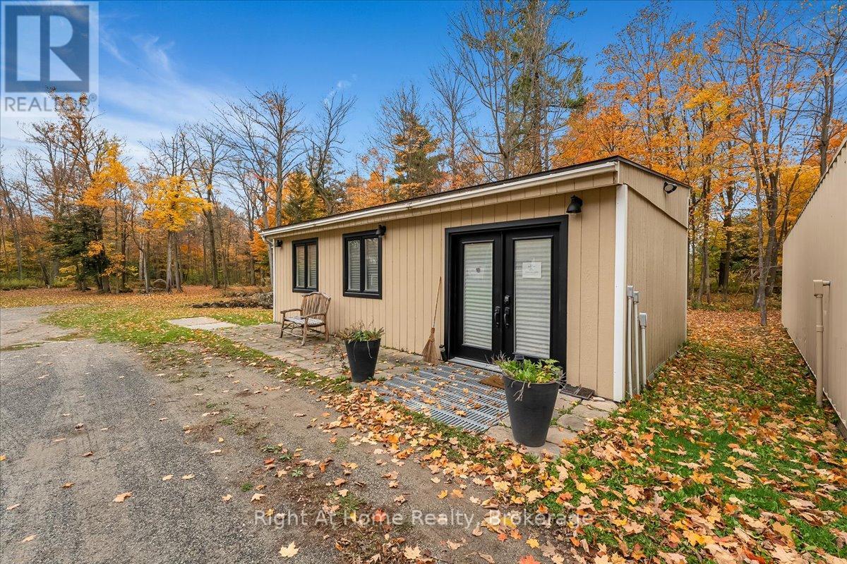 9658 Second Line, Milton, Ontario L0P 1B0 - Photo 47 - W12596604