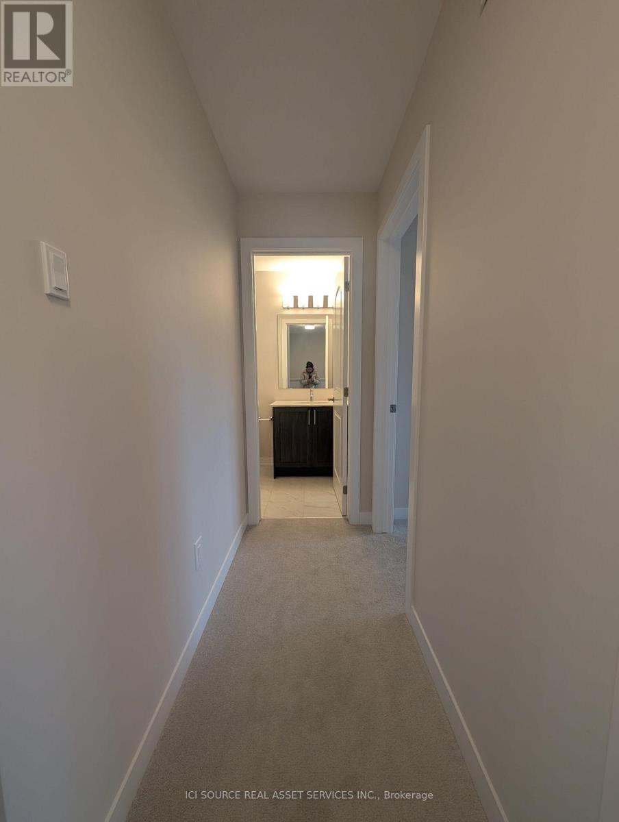 375 Les Emmerson Drive, Ottawa, Ontario  K2J 7L7 - Photo 6 - X12580902