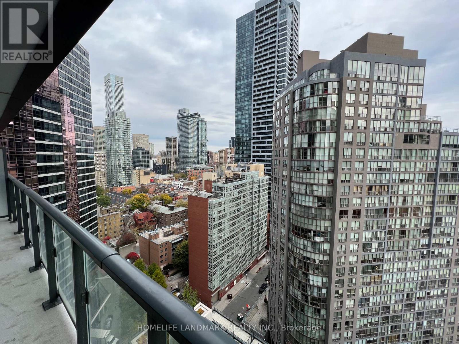 2001 - 955 Bay Street, Toronto, Ontario  M5S 0C6 - Photo 10 - C12596530