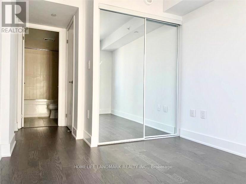 2001 - 955 Bay Street, Toronto, Ontario  M5S 0C6 - Photo 12 - C12596530