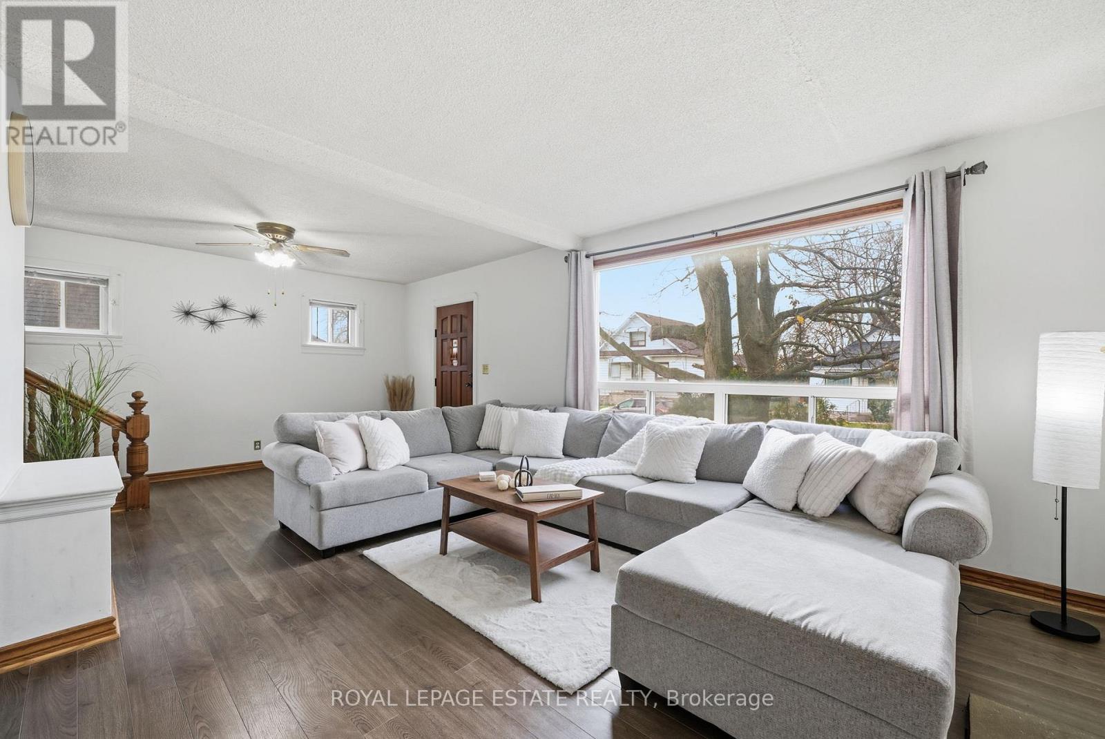 349 Oshawa Boulevard S, Oshawa, Ontario  L1H 5S3 - Photo 2 - E12596532