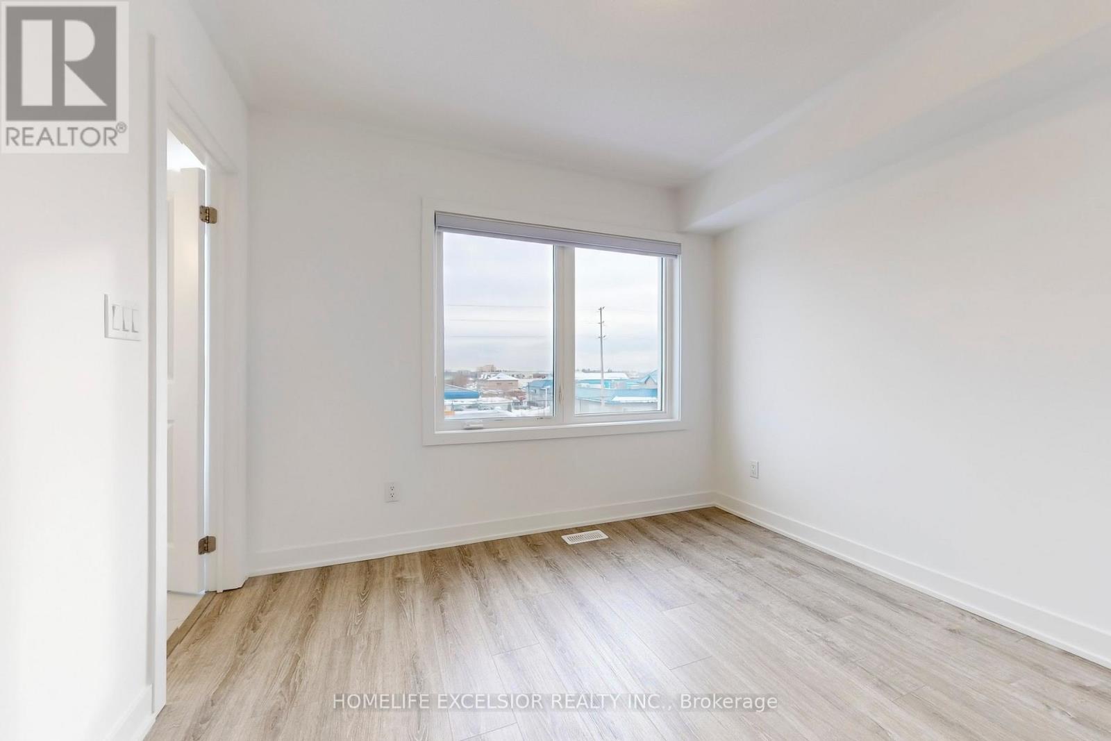 5456 Main Street, Whitchurch-Stouffville, Ontario  L4A 4W8 - Photo 20 - N12596528