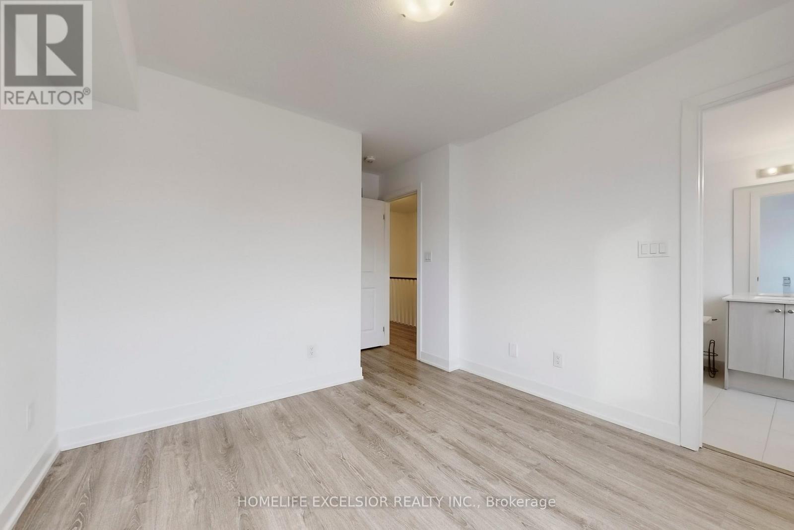 5456 Main Street, Whitchurch-Stouffville, Ontario  L4A 4W8 - Photo 22 - N12596528