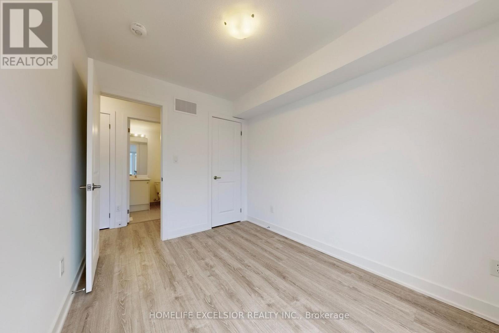 5456 Main Street, Whitchurch-Stouffville, Ontario  L4A 4W8 - Photo 31 - N12596528