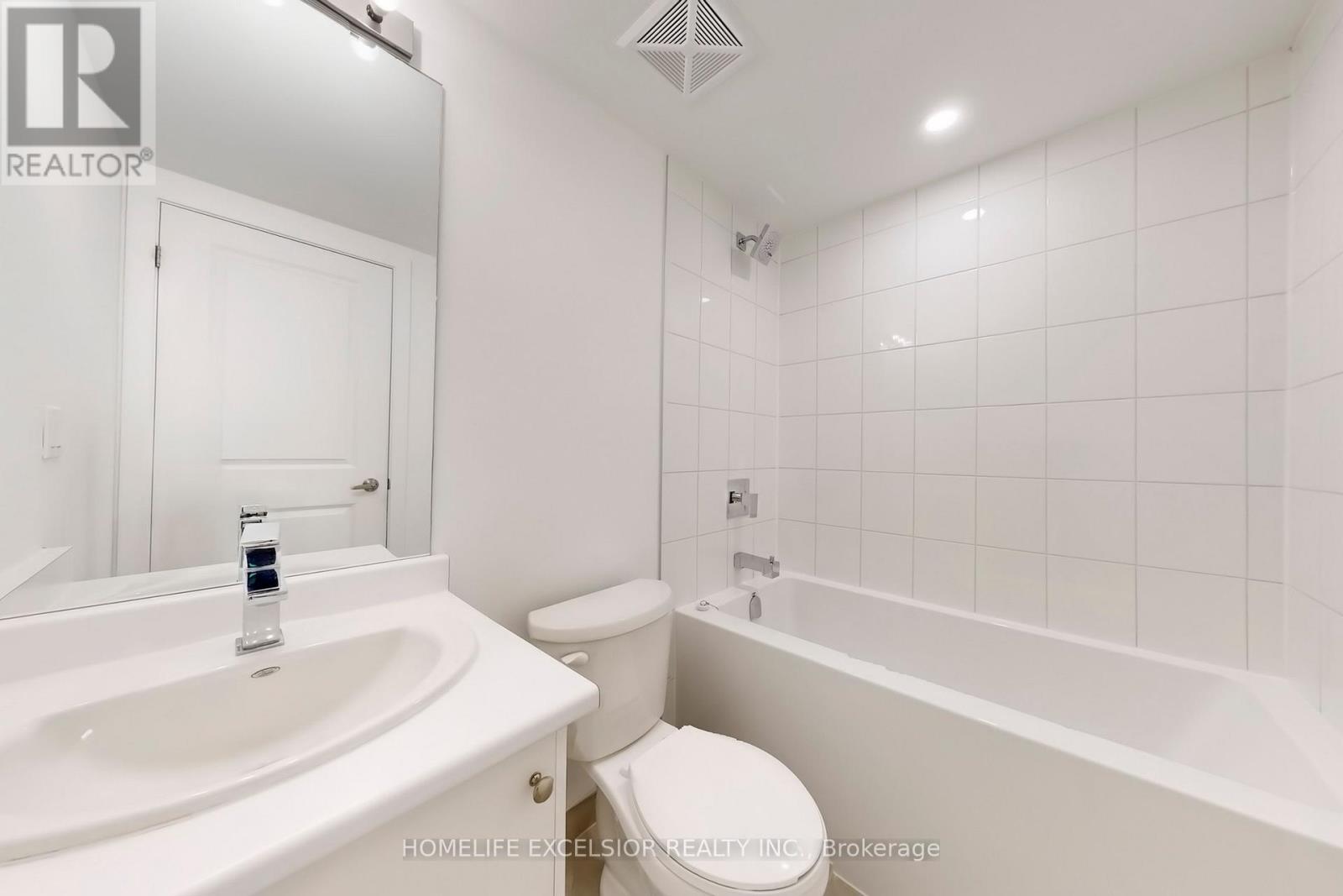 5456 Main Street, Whitchurch-Stouffville, Ontario  L4A 4W8 - Photo 33 - N12596528