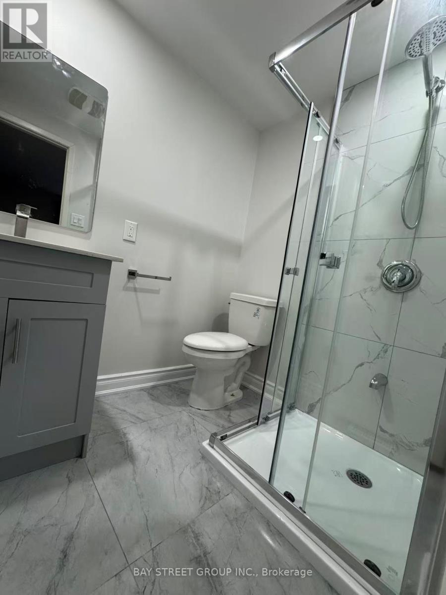 68 Hendon Road, Markham, Ontario  L3R 6Z5 - Photo 7 - N12596552