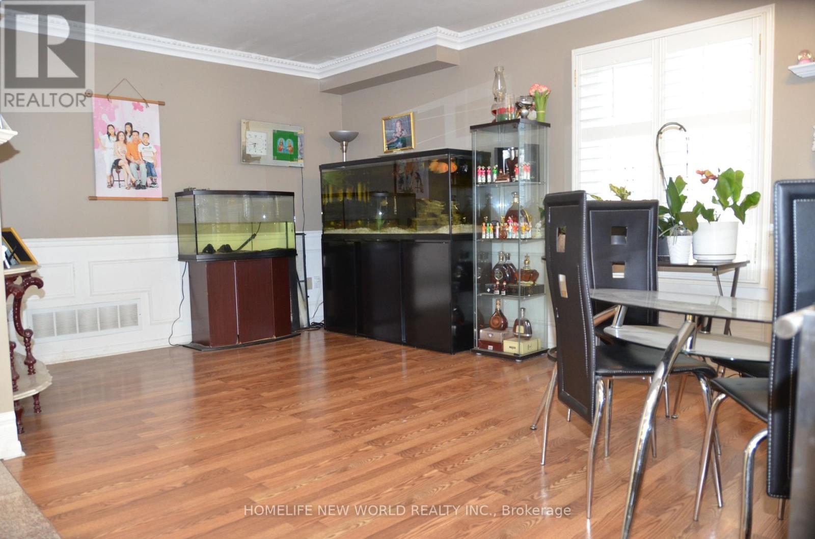 77 Nadia Avenue, Vaughan, Ontario  L4L 8N9 - Photo 12 - N12596554